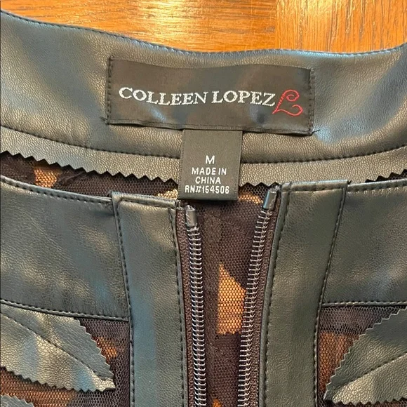 Lopez Black Leaf Pattern Blazer - Picture 2 of 3